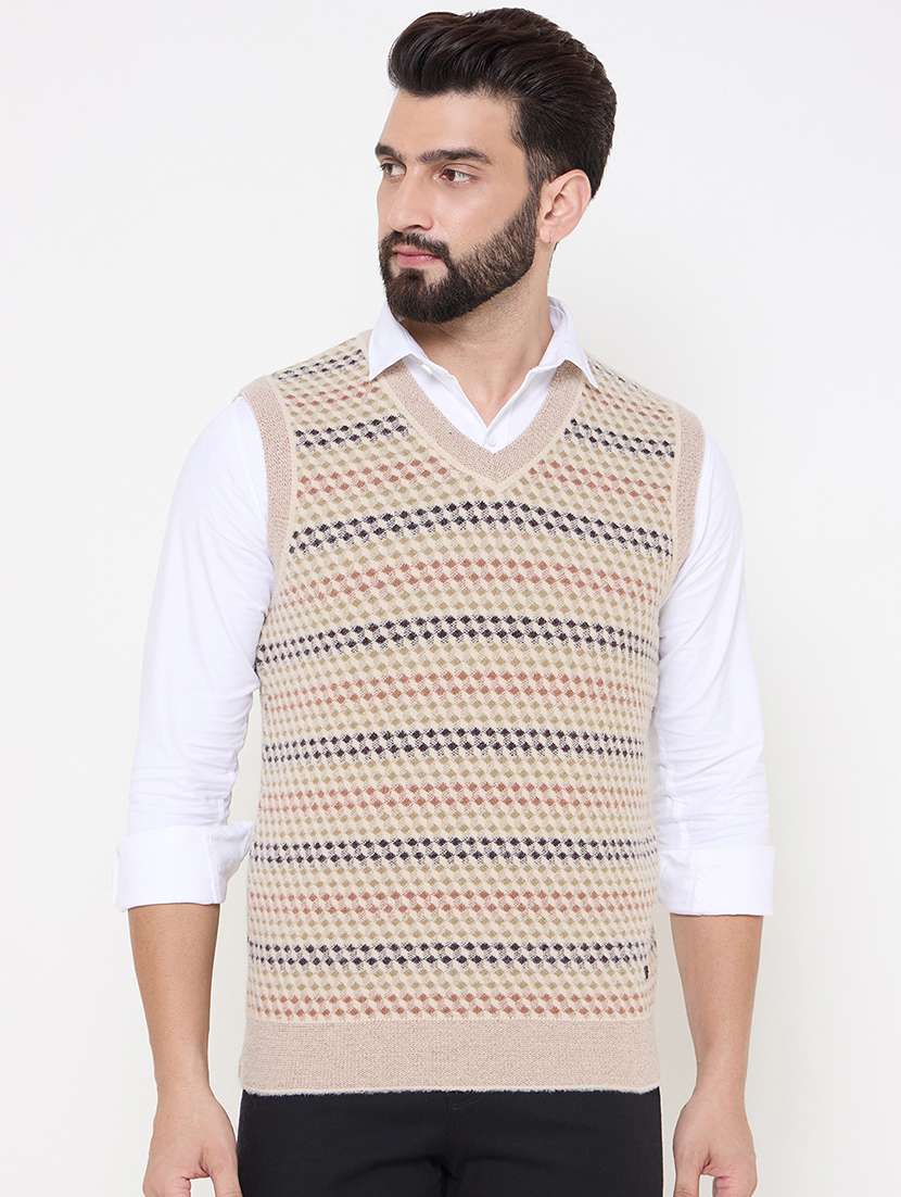 men self designed sleeveless pullover