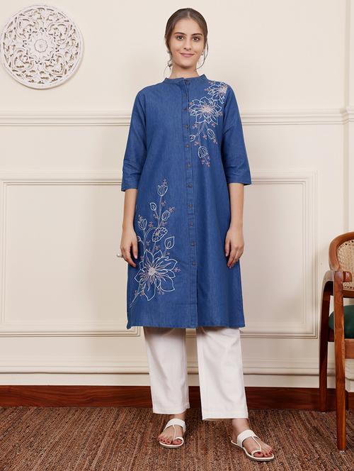 women three quarter sleeve a-line kurta - 21686444 -  Standard Image - 0