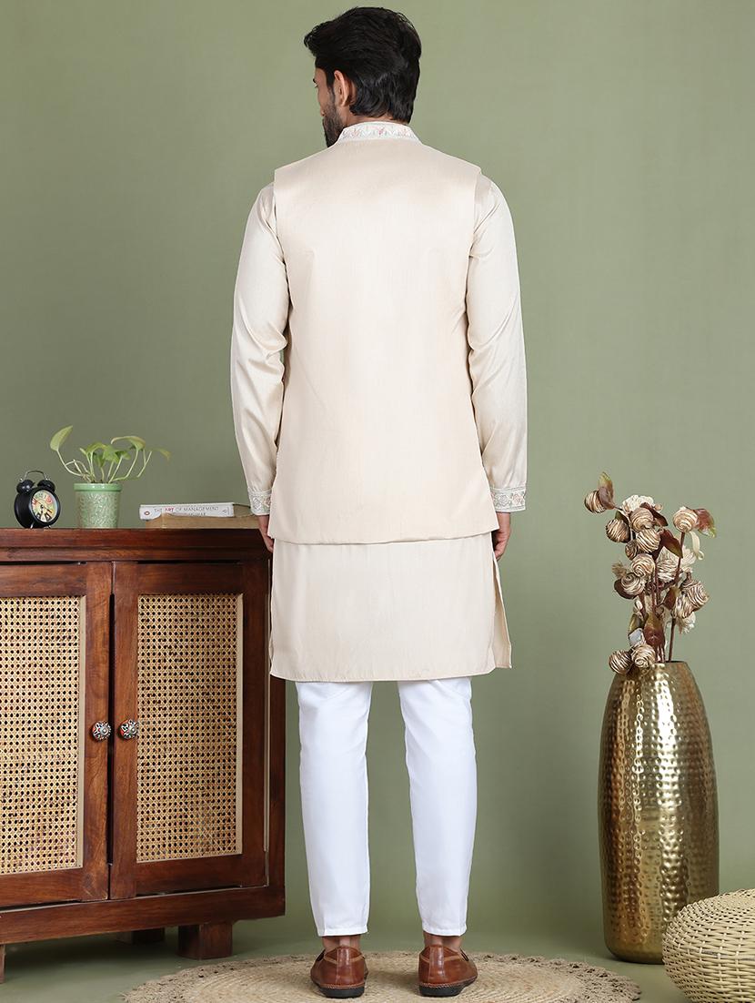 men embroidered kurta pyjama with jacket ethnic wear set - 21687089 - Standard Image - 2