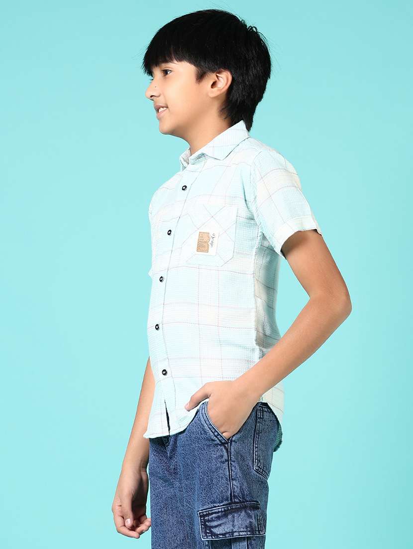 men checkered collared short sleeves shirt - 21687655 -  Standard Image - 2