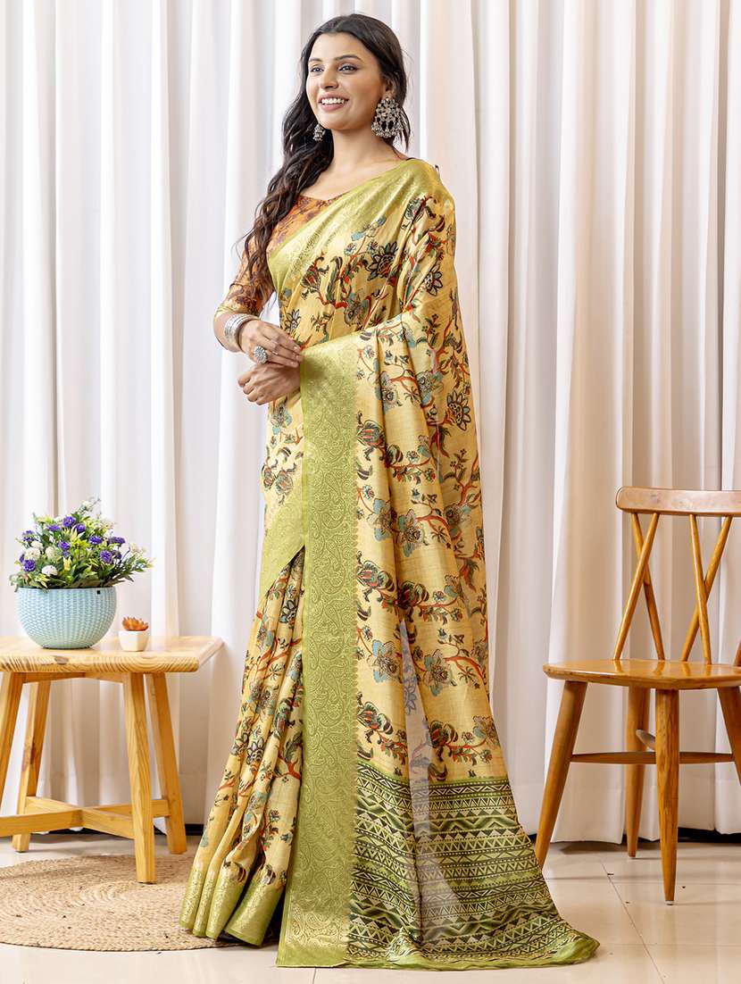 women printed bordered saree with blouse - 21687748 -  Zoom Image - 0