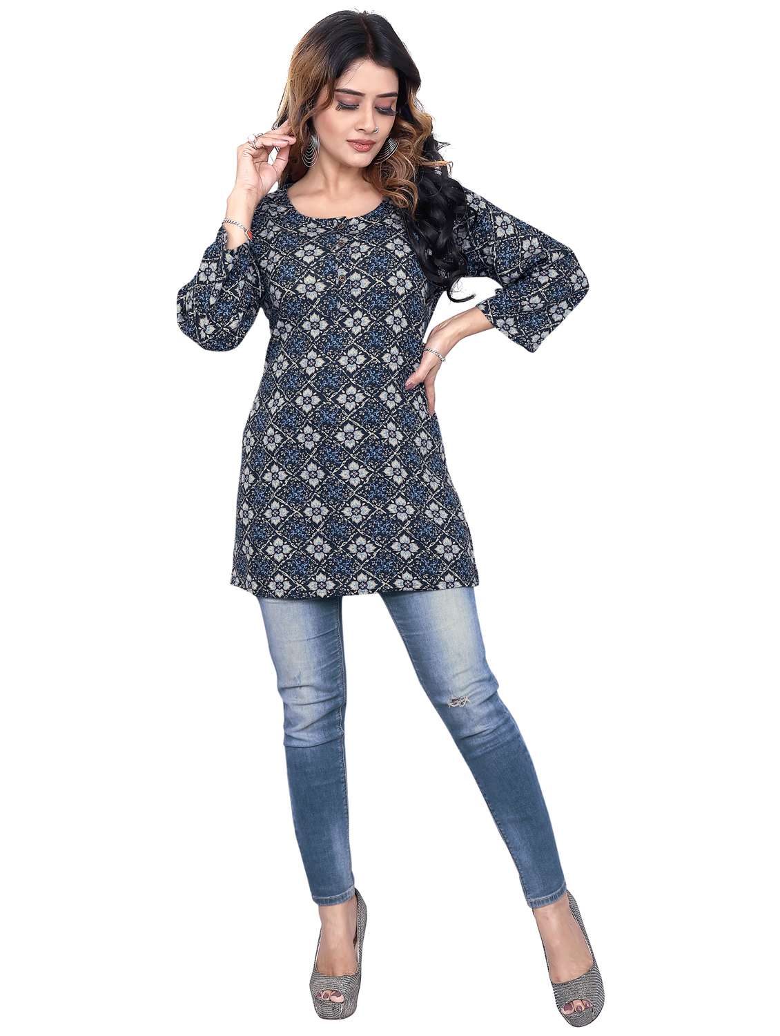 women three quarter sleeve straight kurti - 21687937 -  Standard Image - 2
