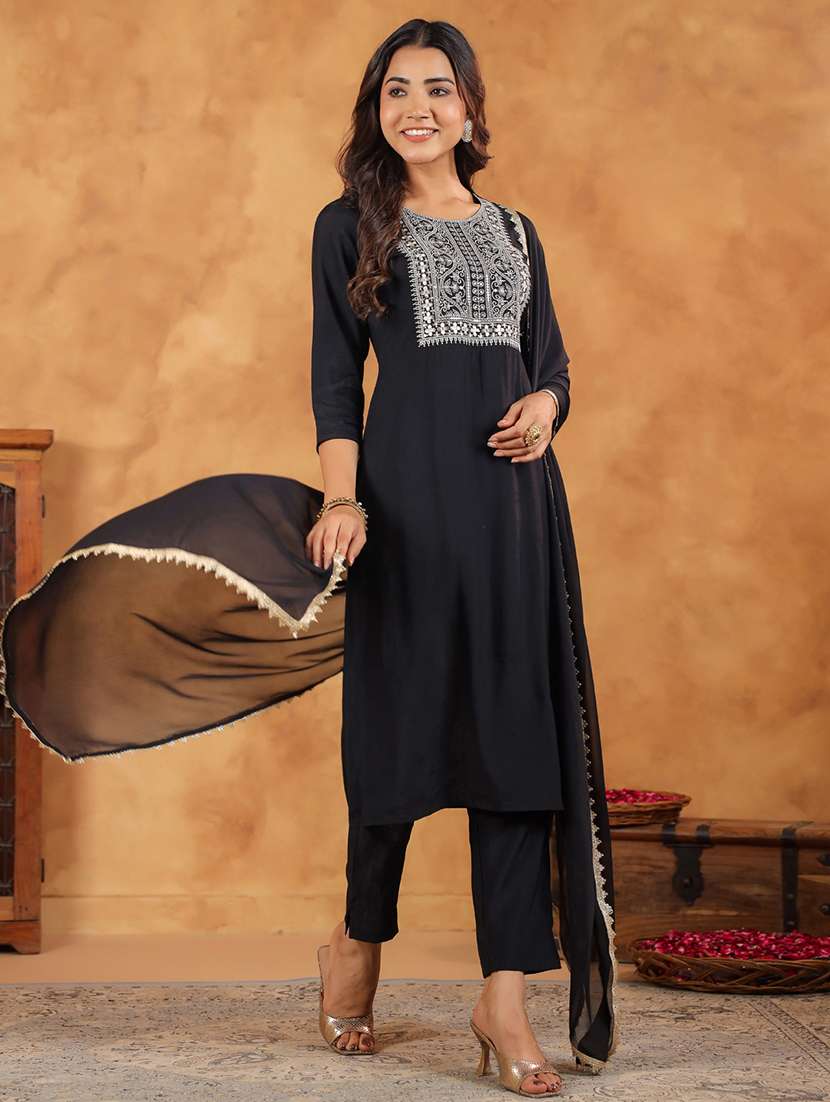 women three quarter sleeve kurta pant with dupatta set - 21688819 -  Standard Image - 2