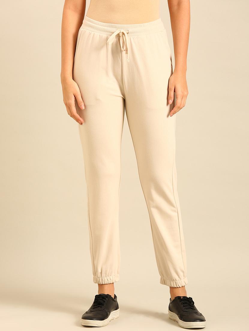 women solid mid rise jogger