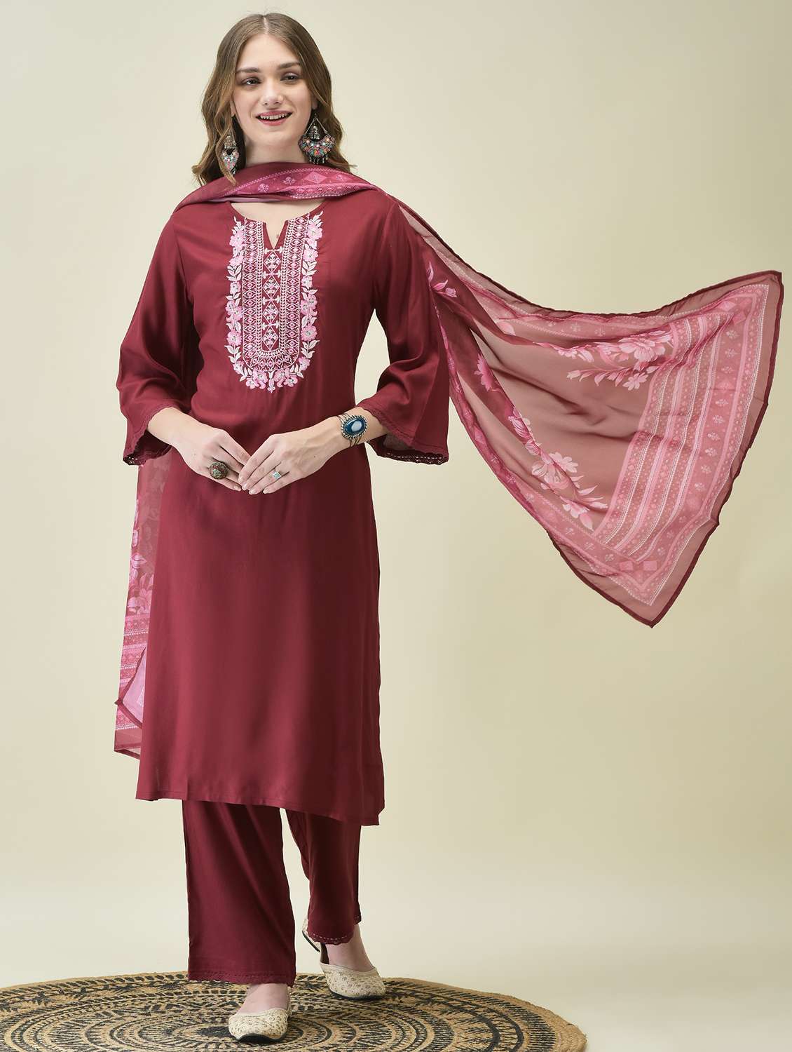women embroidered three quarter sleeve kurta comfort pant dupatta