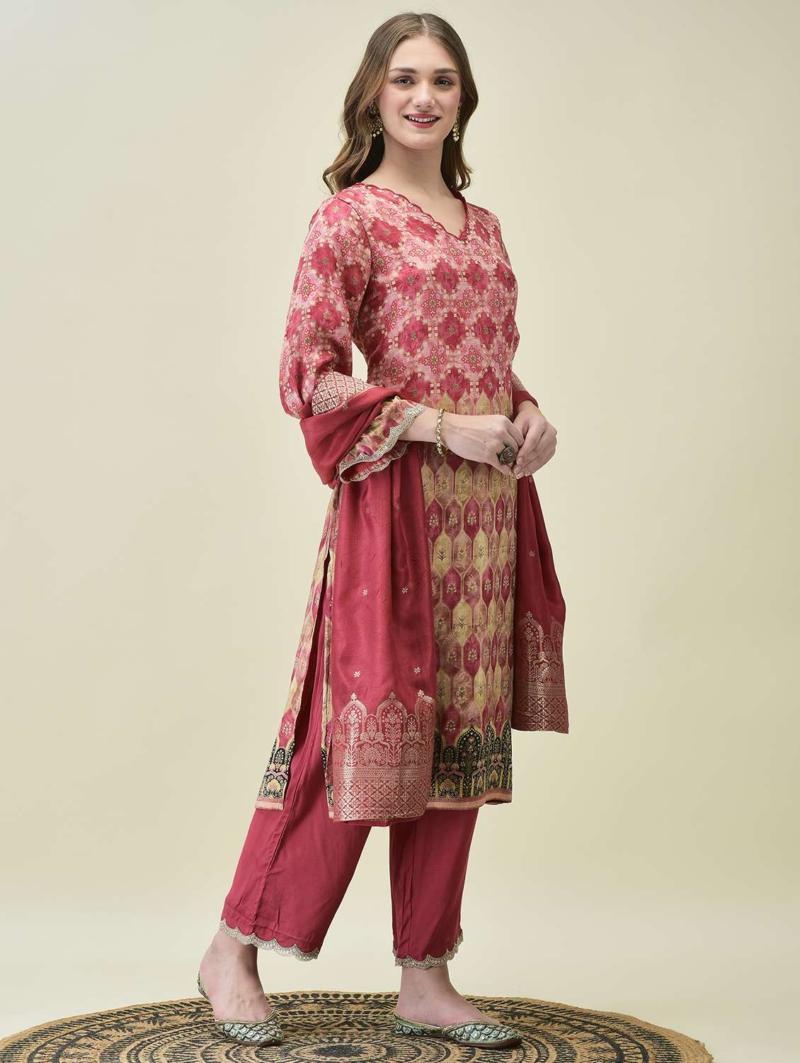 women pink long sleeve kurta pant with dupatta set - 21689746 - Standard Image - 2