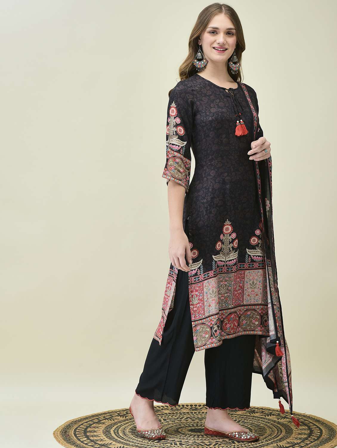 women three quarter sleeve kurta pant with dupatta set - 21689759 -  Standard Image - 2