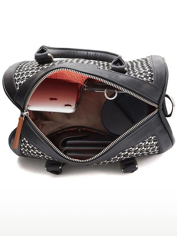 women black textured handbag - 21689803 - Standard Image - 2