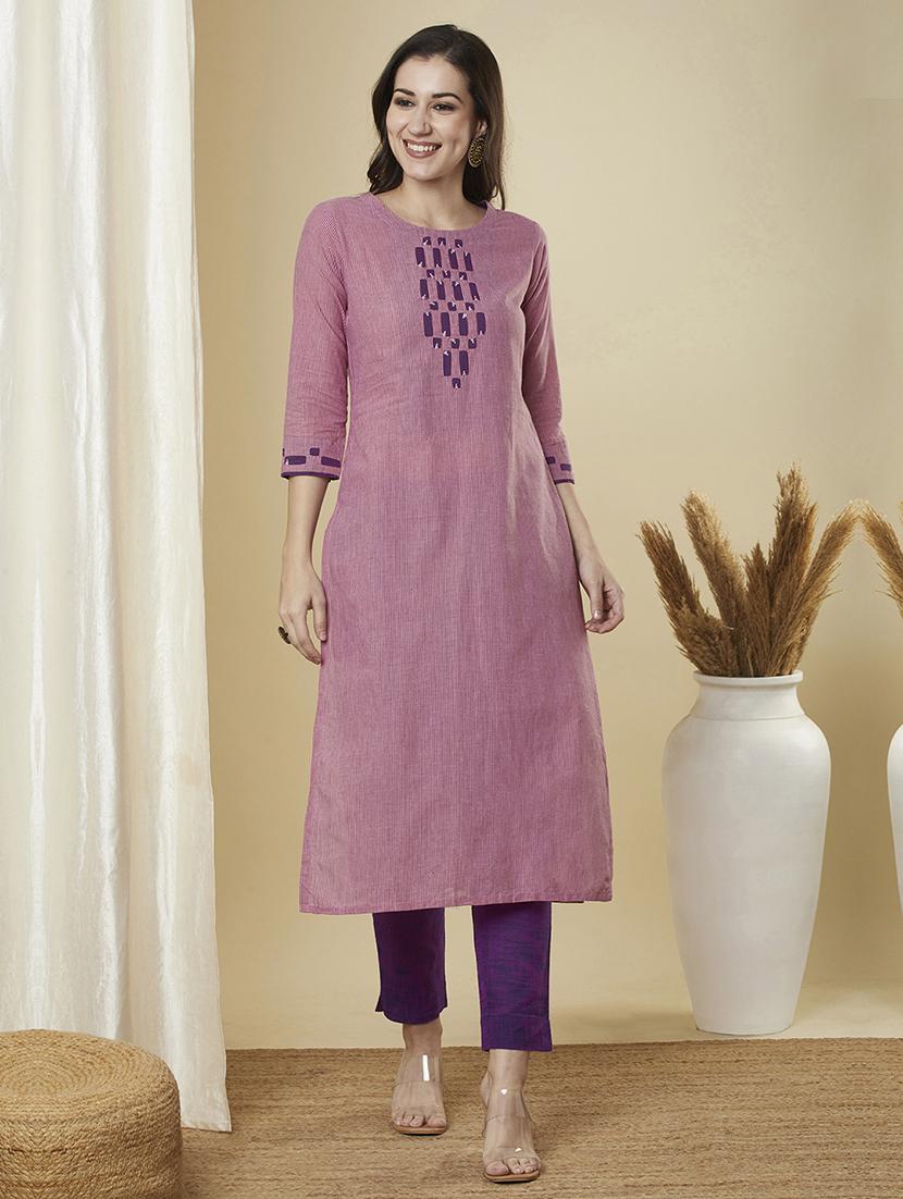 women stripes three quarter sleeves straight kurta - 21691044 - Zoom Image - 0