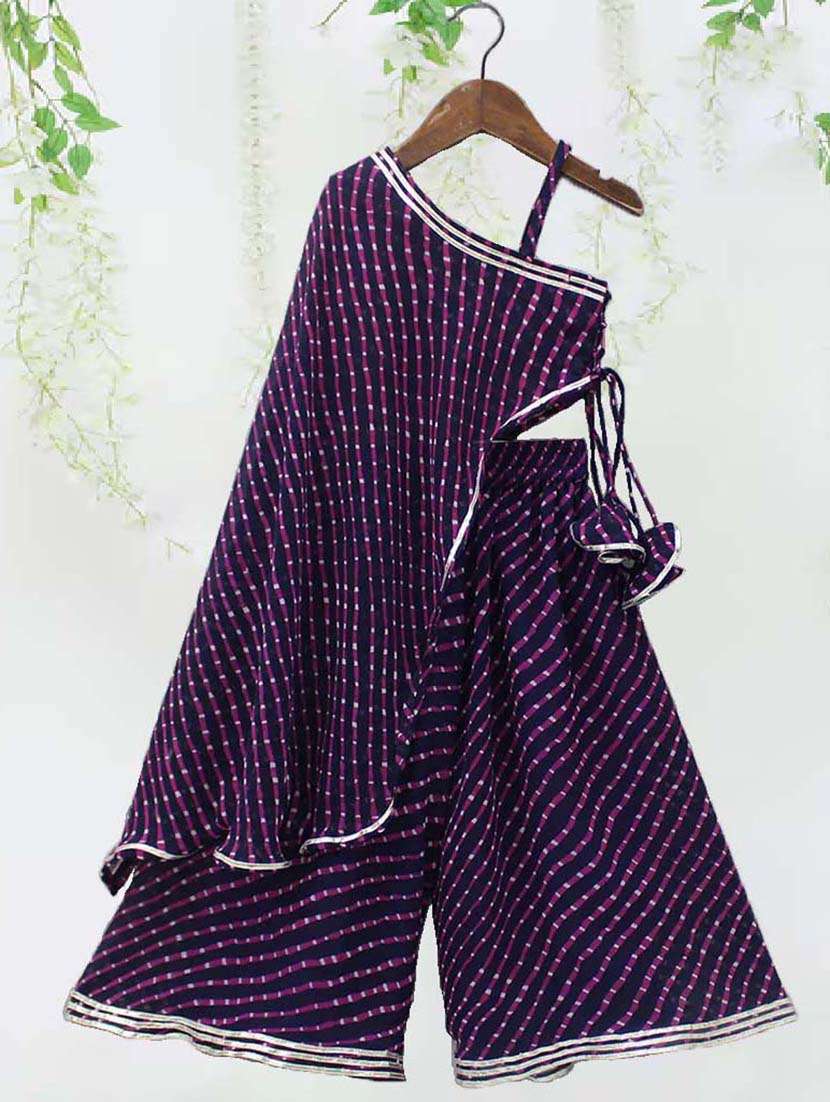 girls purple leheriya printed fusion set
