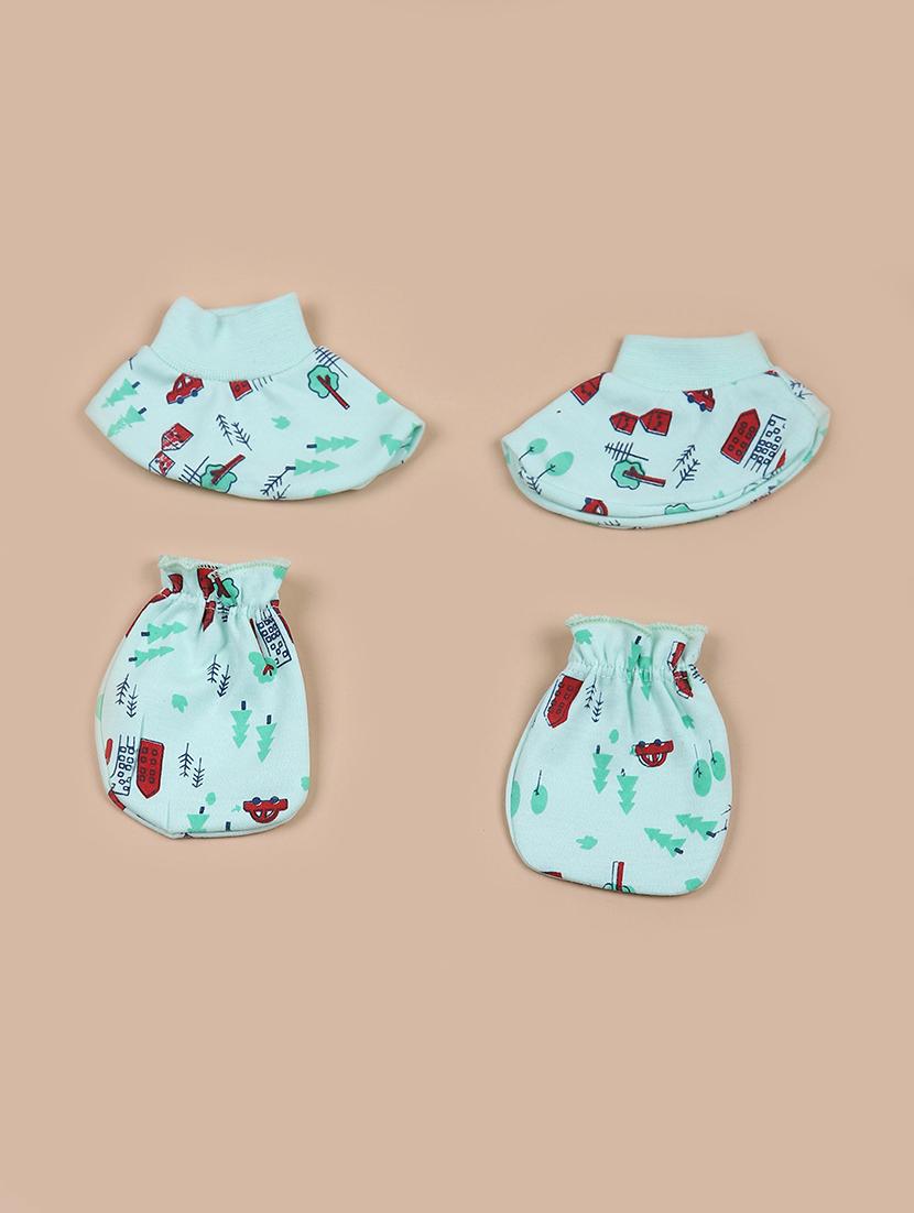 baby clothes apparel set printed - 21691396 - Standard Image - 2