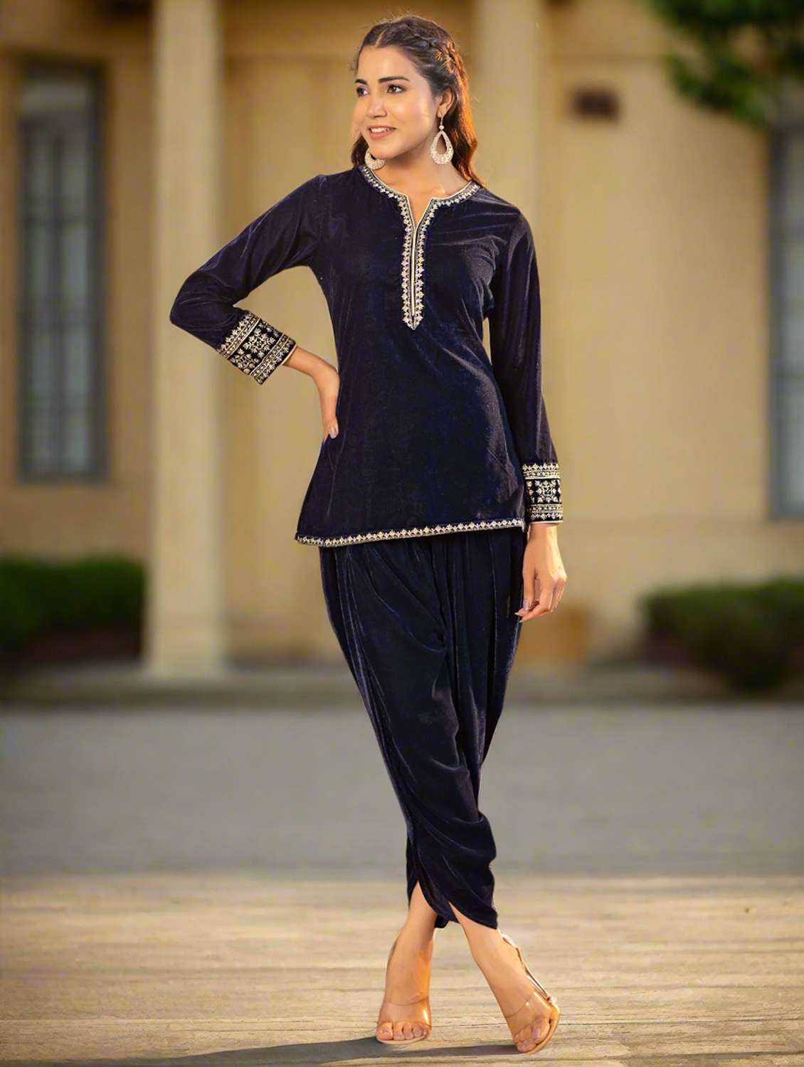 women embroidered notch neck co-ords set