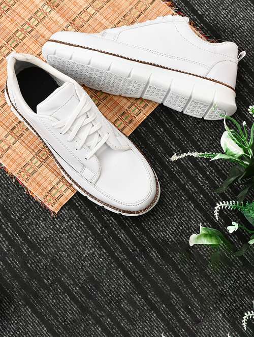 men white lace up sneakers - 21692064 - Standard Image - 0