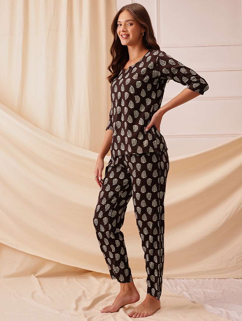 women printed three quarter sleeve nightwear set - 21692351 - Standard Image - 2
