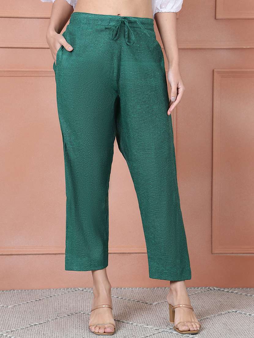 women green solid mid rise tailored pant