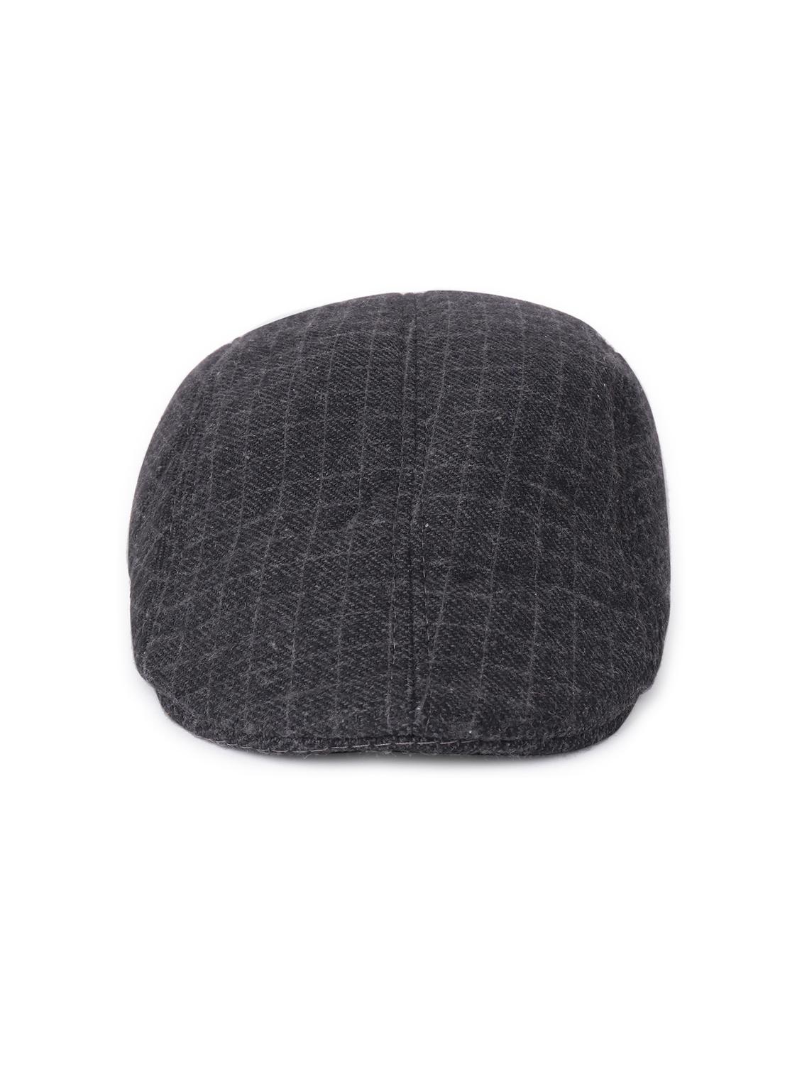 men grey checkered golf cap - 21692648 - Standard Image - 2