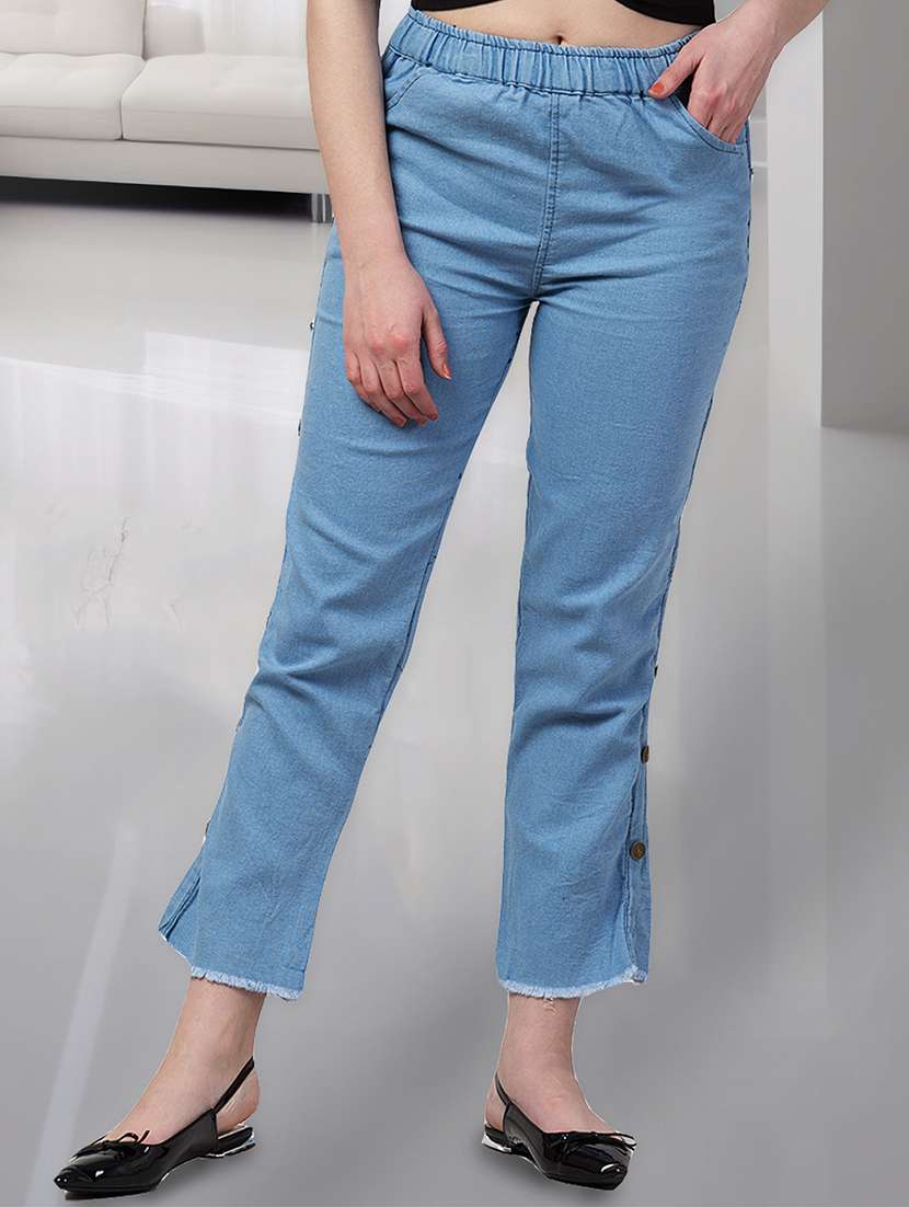 women solid mid rise bootcut jean