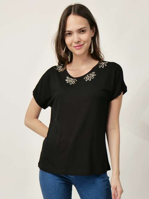 women embellished short sleeves regular t-shirt - 21693267 -  Standard Image - 0