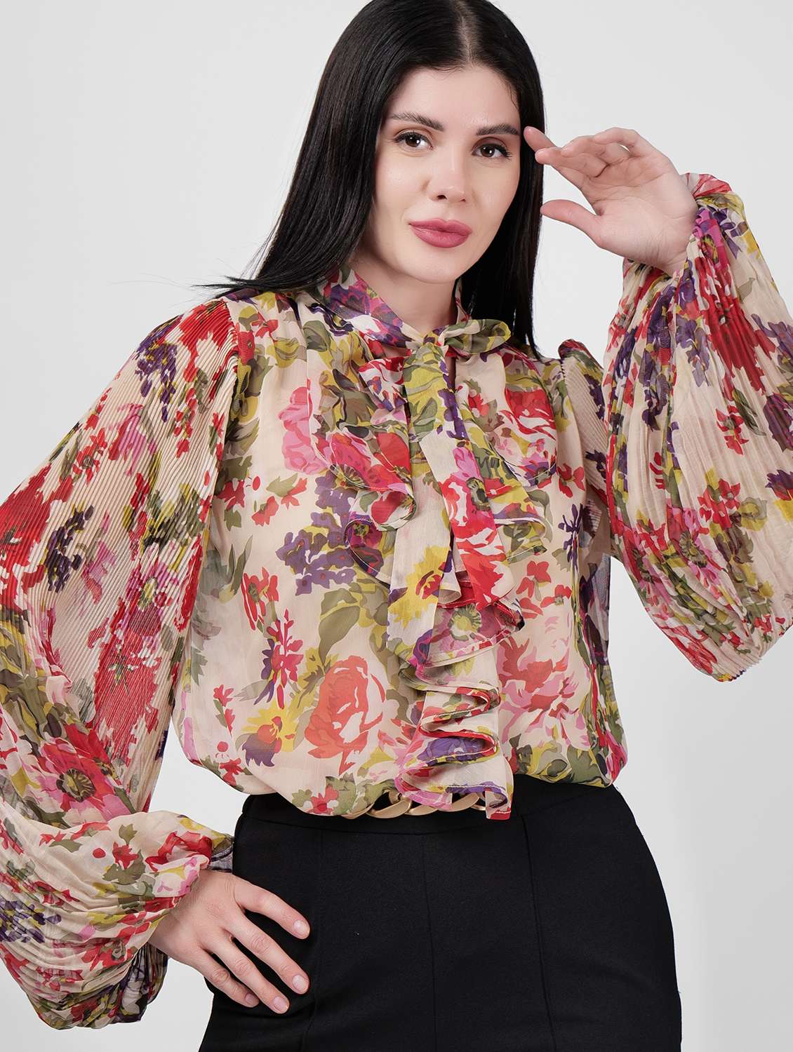 women floral printed tie-up neck top