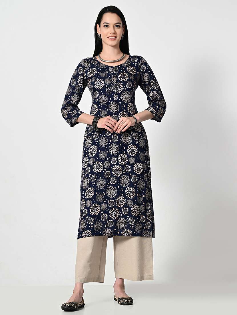 women floral printed three quarter sleeve straight kurta