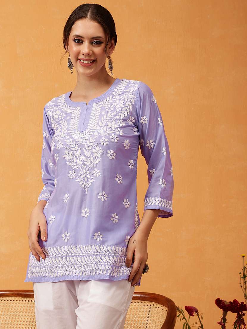 women three quarter sleeve chikankari kurti - 21694702 - Zoom Image - 0