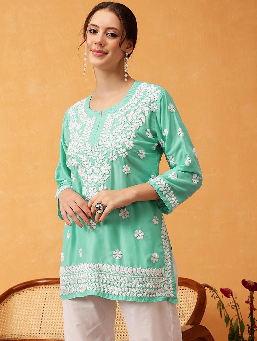 women three quarter sleeve chikankari kurti