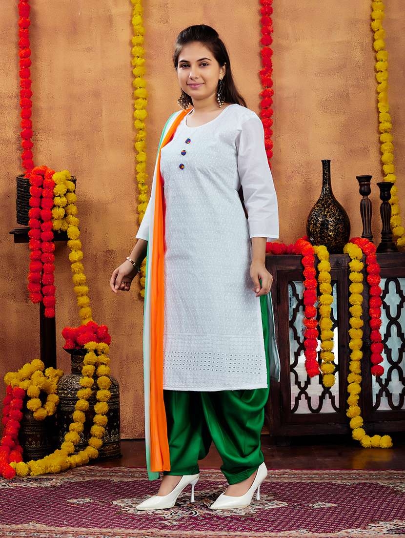 girls embroidered round neck straight kurta - 21694871 -  Standard Image - 2