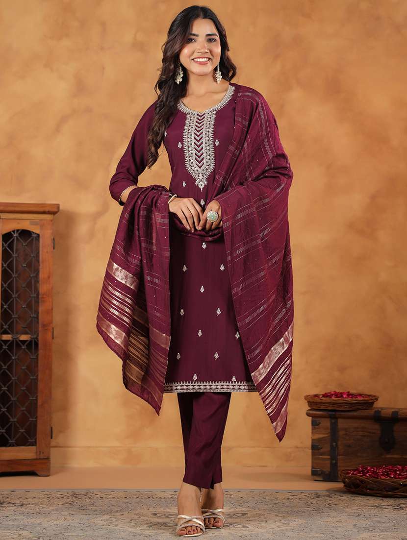 women embroidered kurta pant set with duaptta