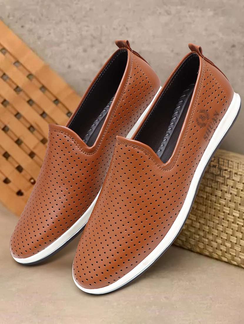 men tan slip on casual shoes