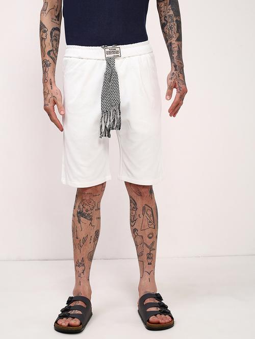 men solid mid rise regular fit shorts - 21696074 -  Standard Image - 0