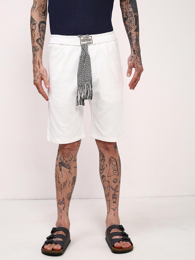 men solid mid rise regular fit shorts - 21696074 -  Zoom Image - 0