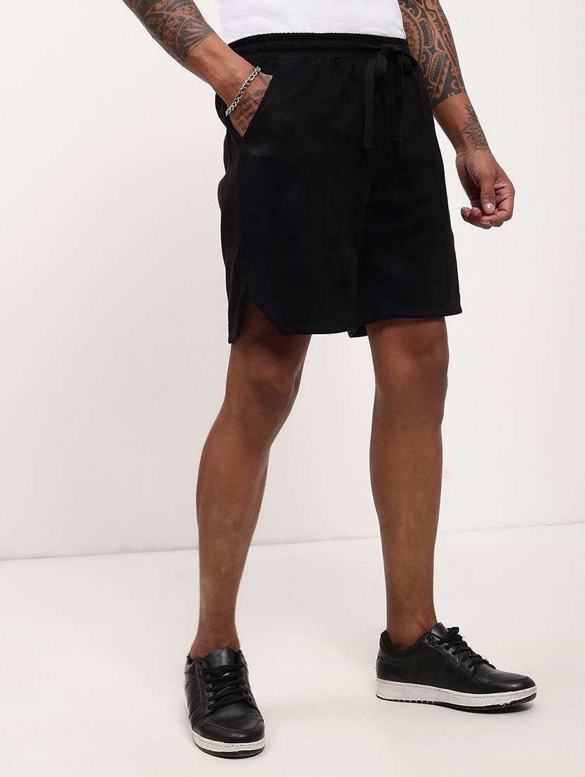 men solid mid rise regular fit shorts - 21696098 - Standard Image - 2