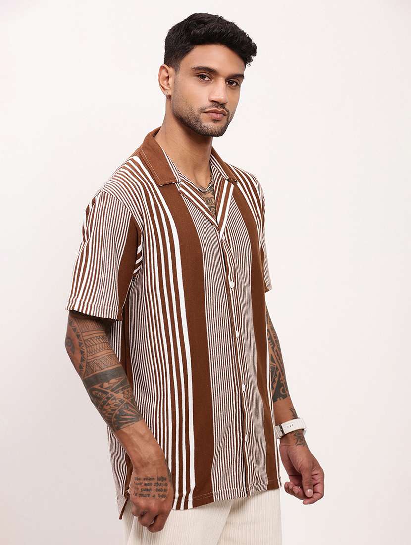men striped short sleeves casual shirt - 21696312 -  Standard Image - 2