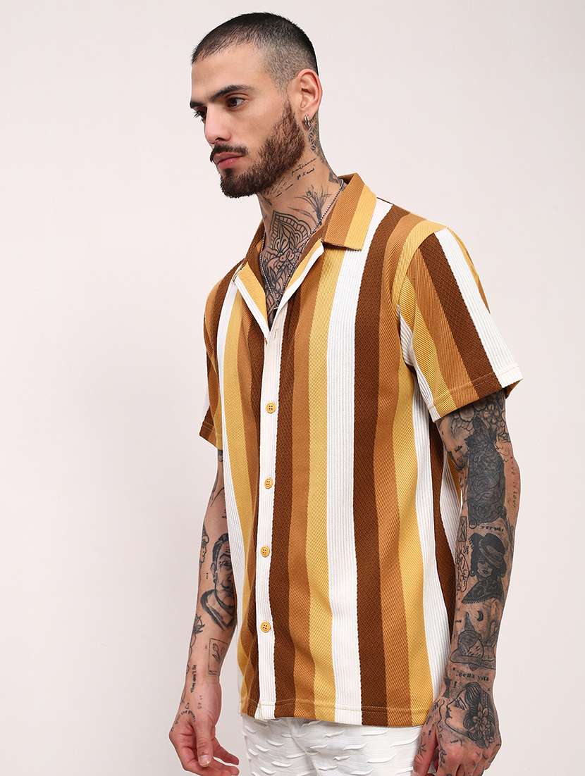 men striped short sleeves casual shirt - 21696317 -  Standard Image - 2
