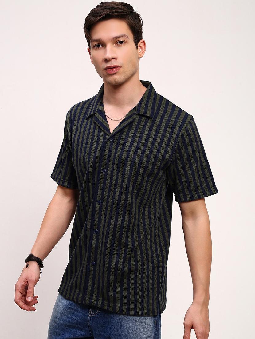 men striped short sleeves casual shirt - 21696329 - Standard Image - 2