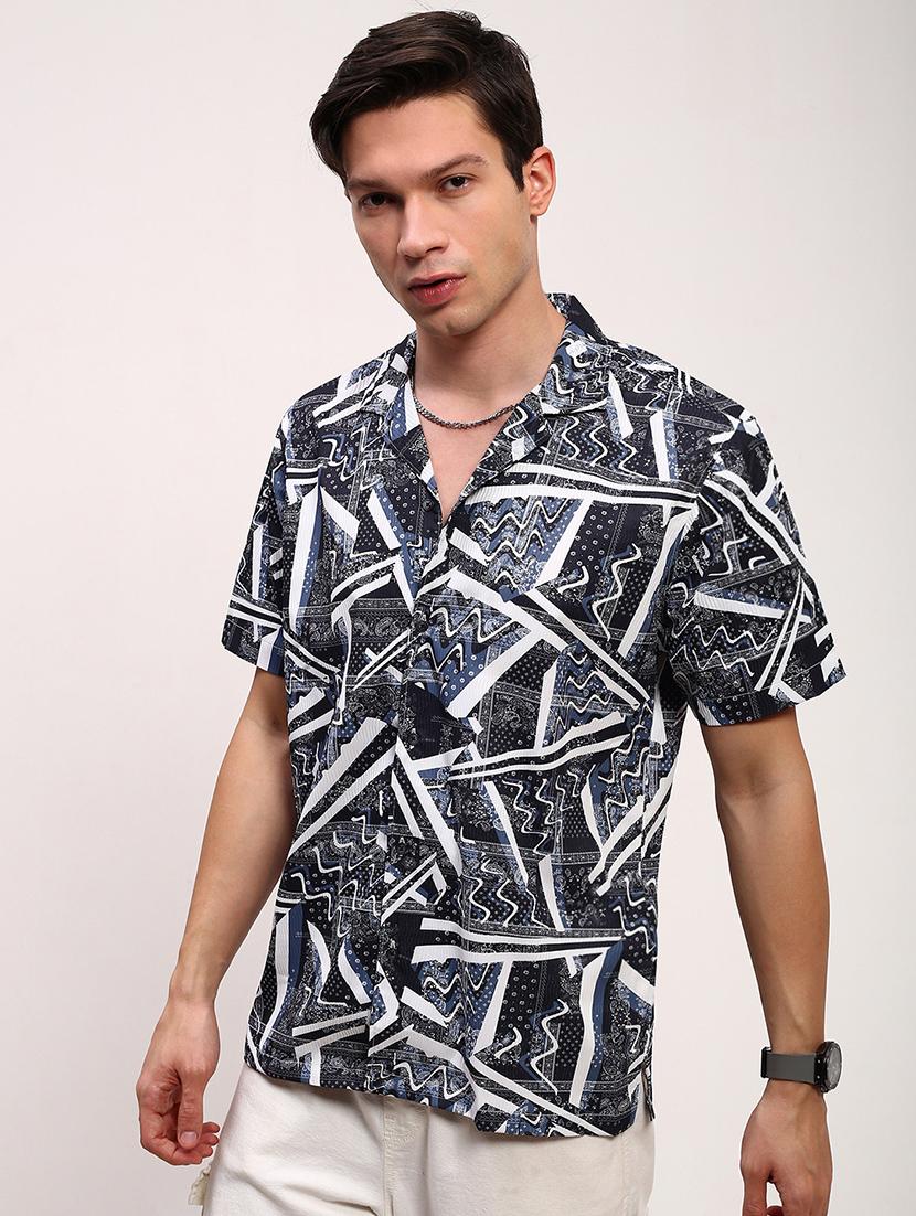 men abstract printed short sleeves casual shirt - 21696367 - Standard Image - 2
