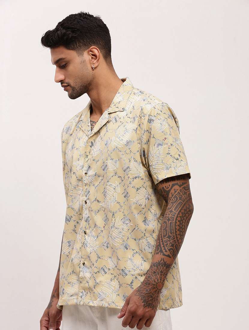 men abstract printed short sleeves casual shirt - 21696392 -  Standard Image - 2