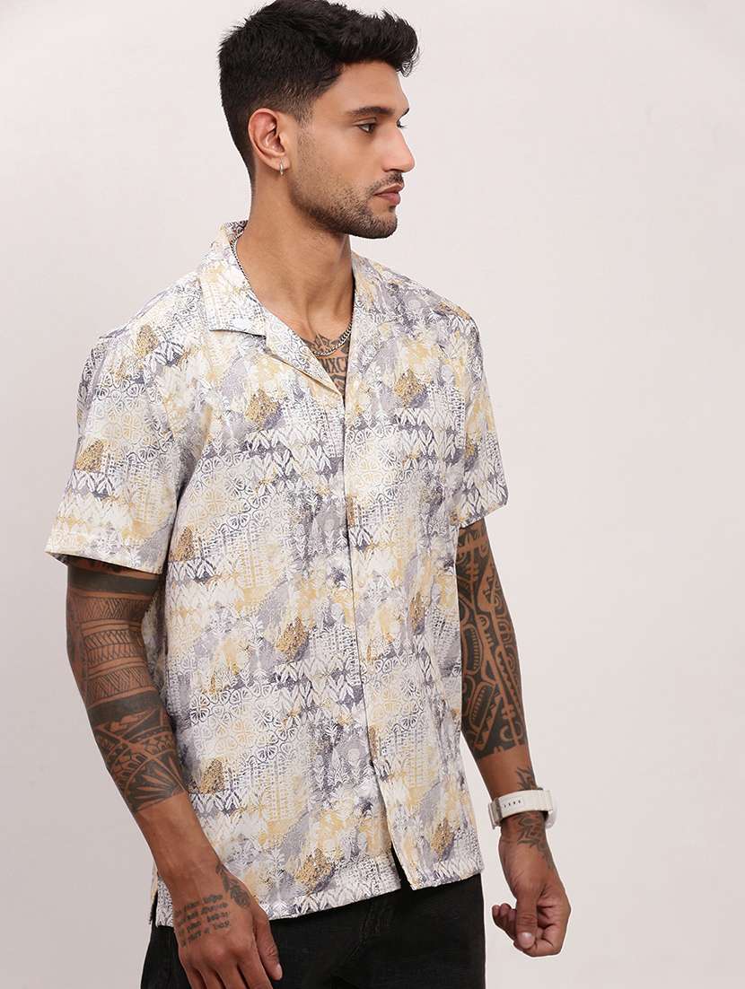 men geometric printed short sleeves casual shirt - 21696396 -  Standard Image - 2