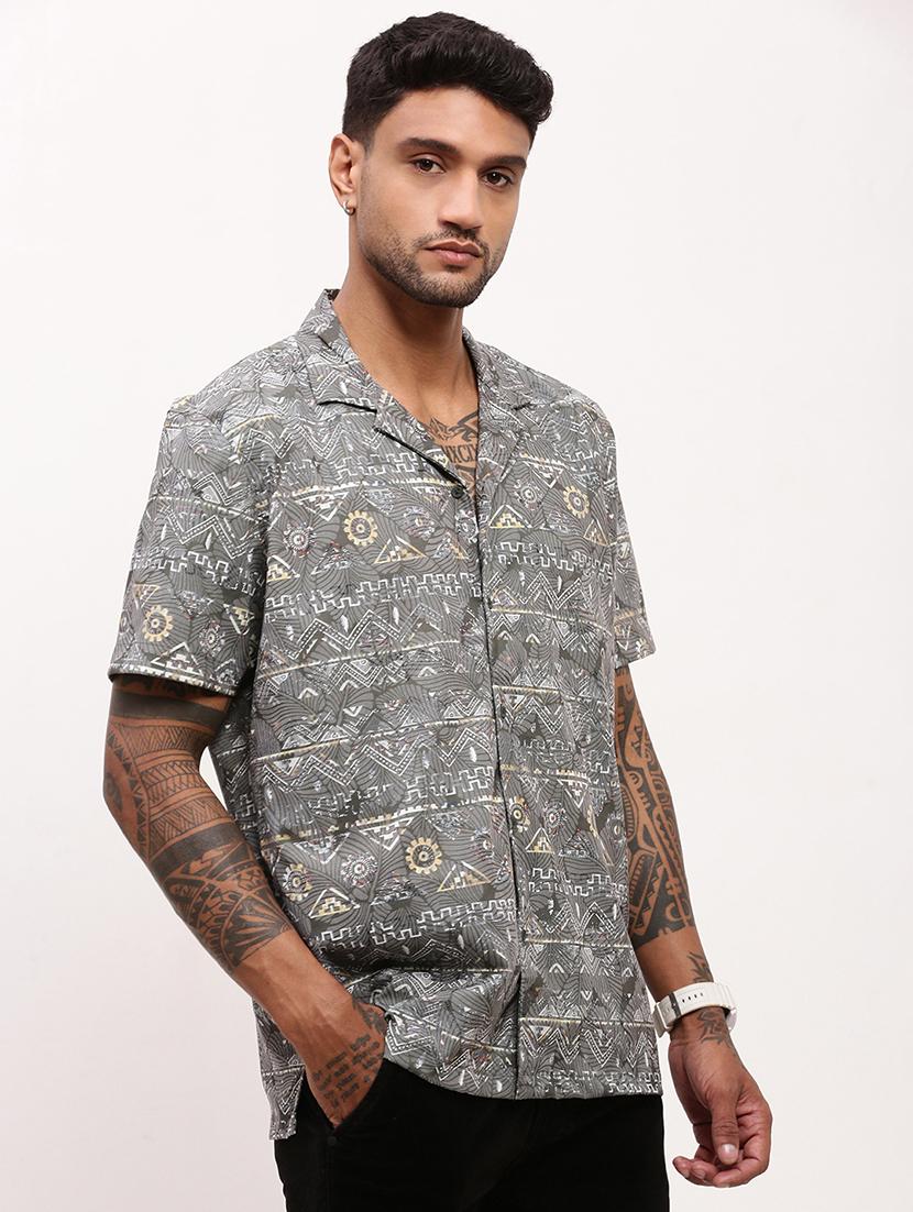 men geometric printed short sleeves casual shirt - 21696397 - Standard Image - 2
