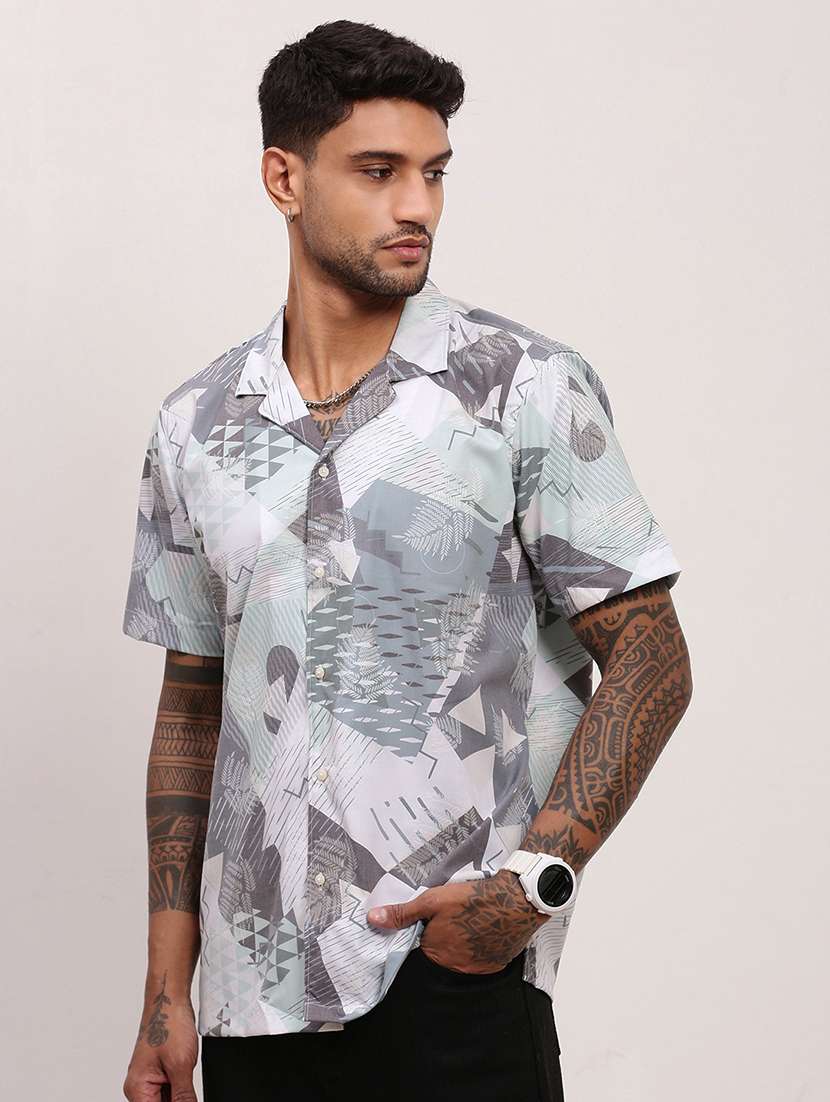 men abstract printed short sleeves casual shirt - 21696398 -  Standard Image - 2