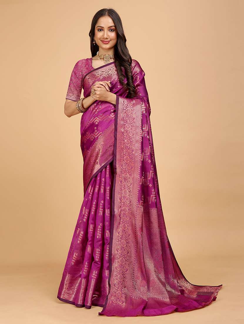 women self design banarasi saree