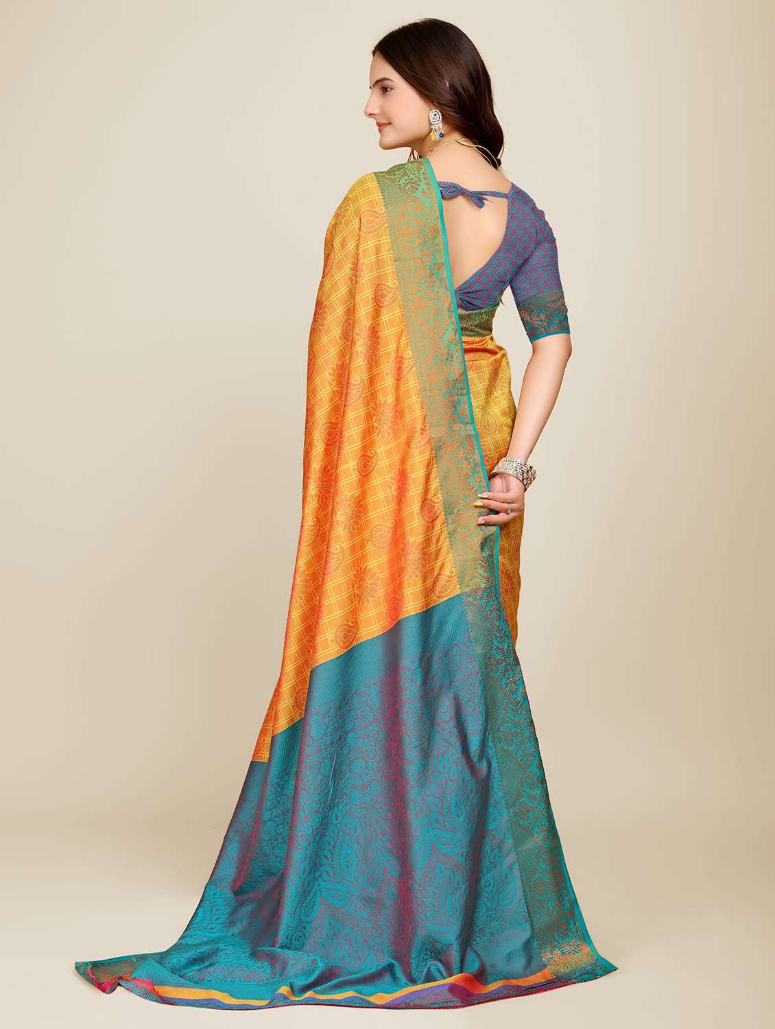 women self design banarasi saree - 21696861 - Standard Image - 2