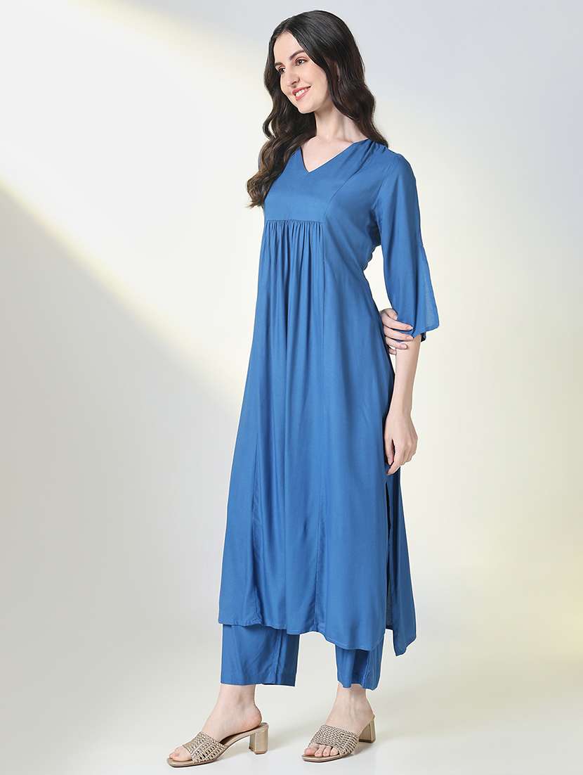women solid slit sleeve kurta pant set - 21697065 -  Standard Image - 2