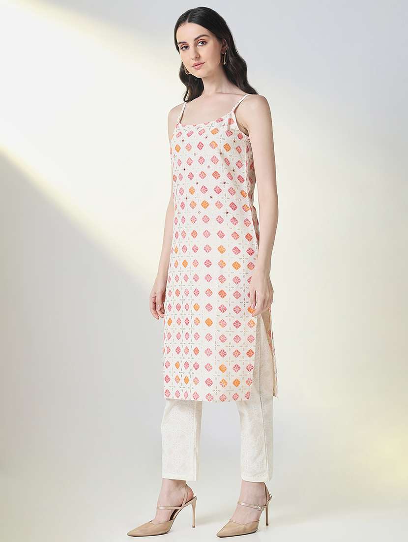 women printed kurta pant set with dupatta - 21697068 -  Standard Image - 2