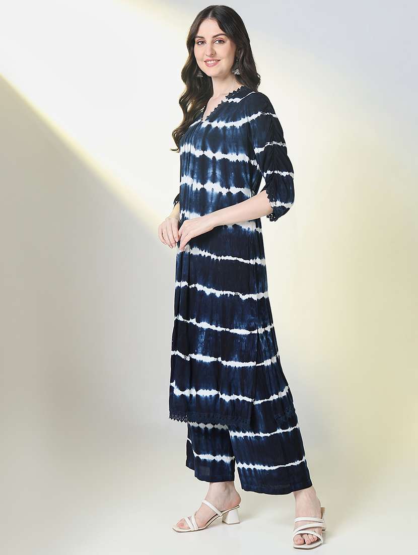women tie & dye v neck kurta palazzo set - 21697073 -  Standard Image - 2