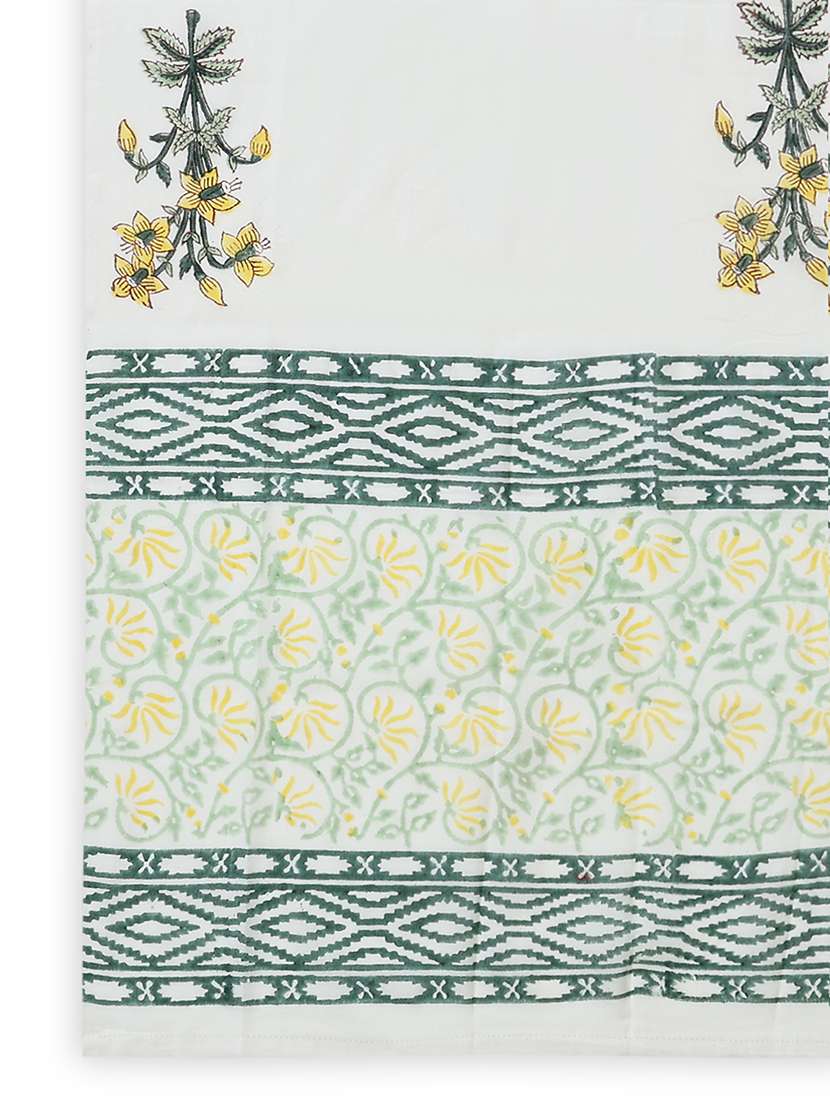 women floral kurta pant set with dupatta - 21697085 -  Standard Image - 7