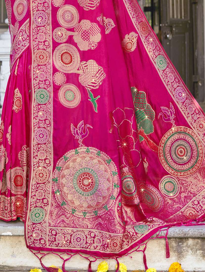 women self design banarasi saree with blouse - 21697814 -  Standard Image - 2