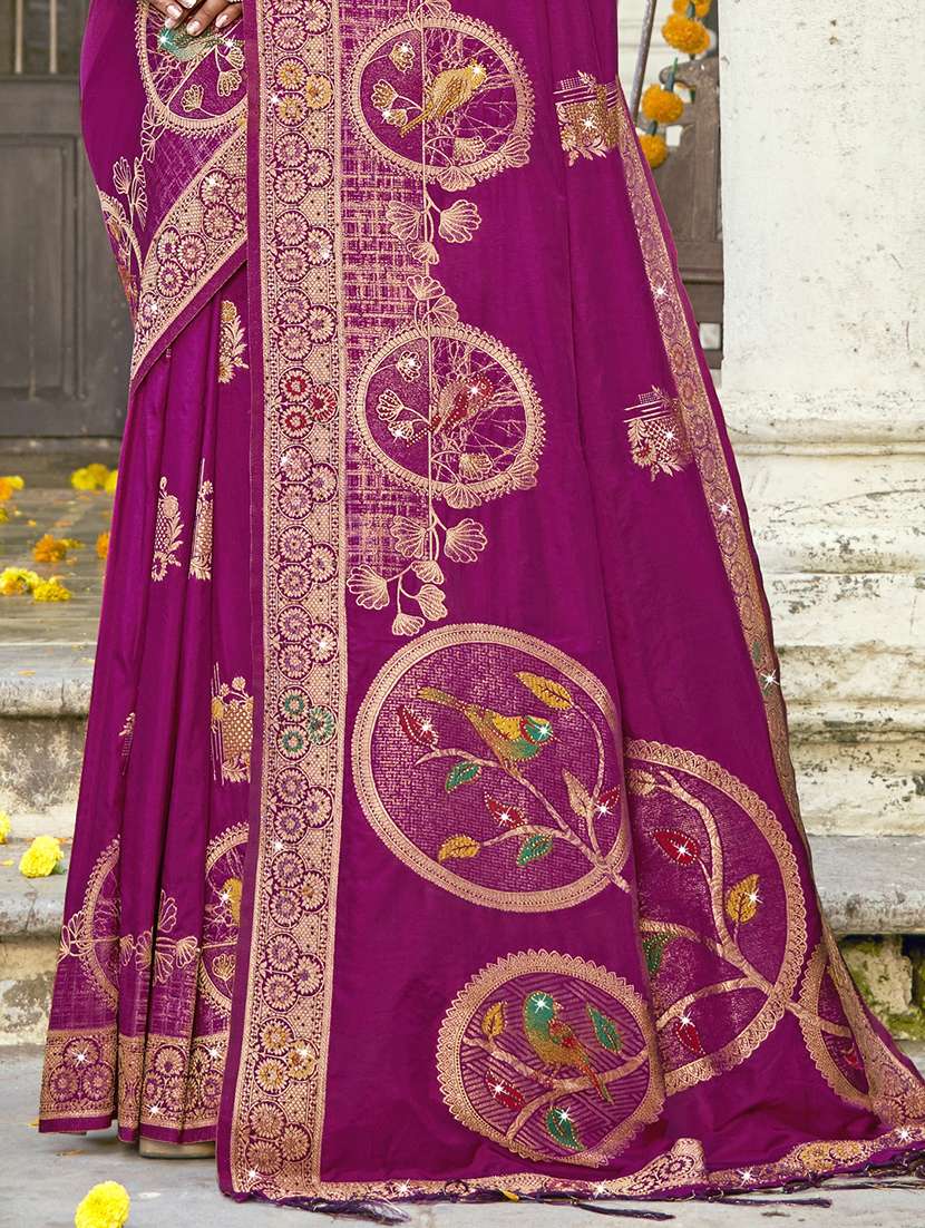 women self design banarasi saree with blouse - 21697822 -  Standard Image - 2