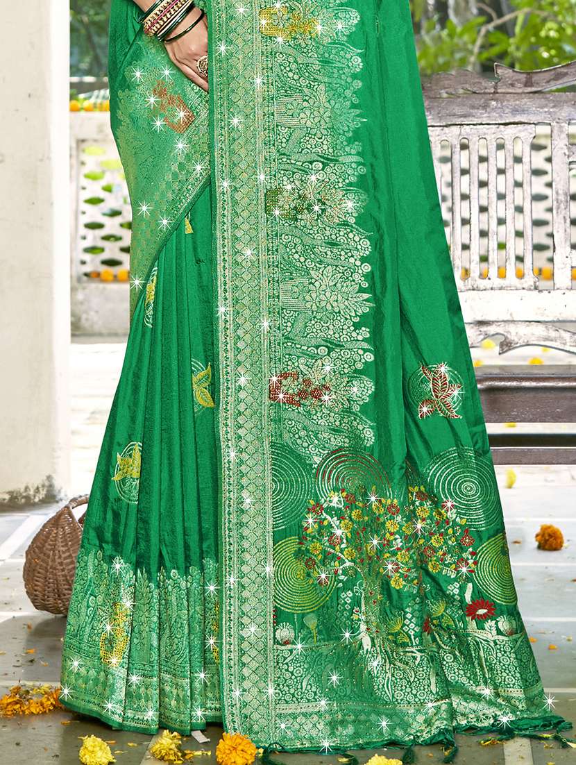 women self design banarasi saree with blouse - 21697833 -  Standard Image - 2