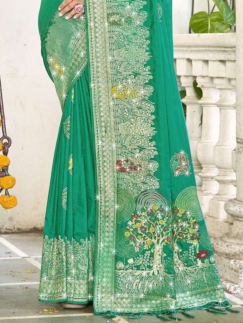 women self design banarasi saree with blouse - 21697837 -  Standard Image - 2